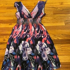 Women's Patterned Dress!